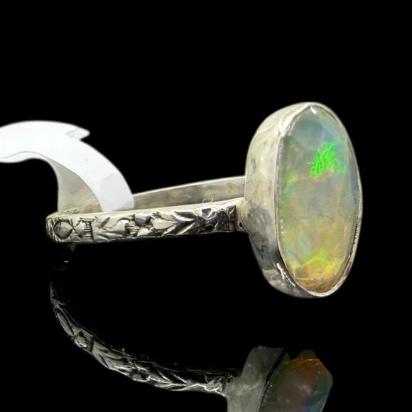 Rose Cut Oval Ethiopian Opal Ring 925 Sterling Silver Size 8 Carved Band - Picture 4 of 4